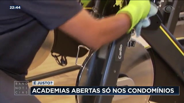 É justo? Academias abertas só nos condomínios Reprodução TV