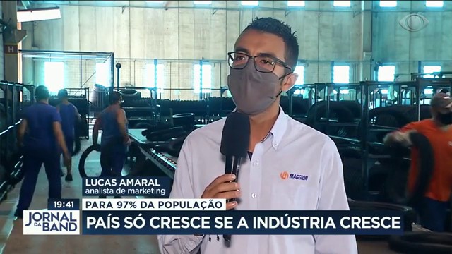 Para 97% da população, país só cresce se a indústria cresce Reprodução TV