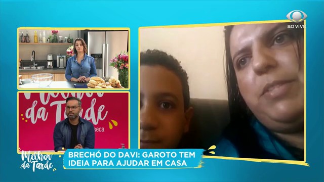 Menino de 11 anos tem ideia para ajudar no sustento da família Reprodução TV