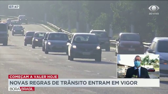 Novas regras de trânsito entram em vigor nesta segunda-feira Reprodução TV