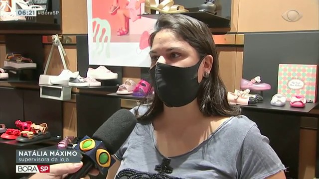 Shoppings reabrem em São Paulo Reprodução TV