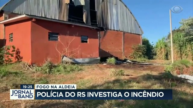 Incêndio em área indígena mata 4 pessoas Reprodução TV