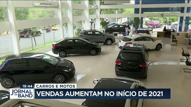 Vendas de carros e motos aumentam em 2021 Reprodução TV