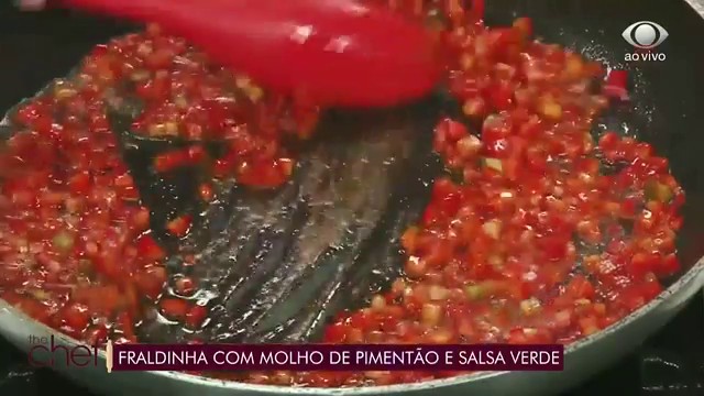 Fraldinha: Edu Guedes ensina receita com molho de pimentão Reprodução TV