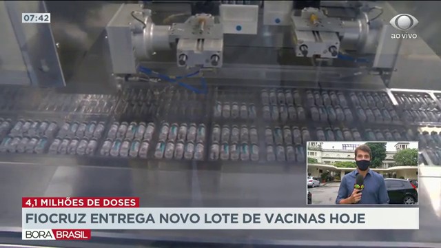 Fiocruz entrega novo lote de vacinas nesta sexta-feira Reprodução TV