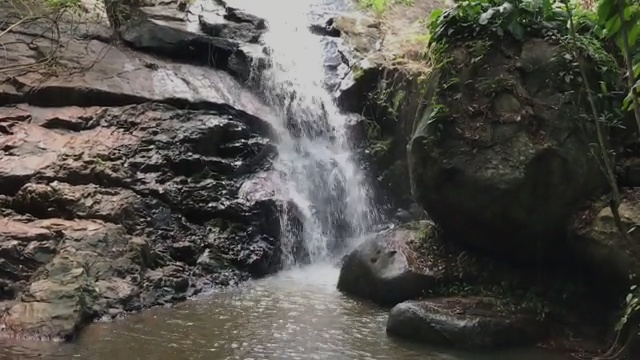 A surpresa da Cachoeira do Nestor na trilha da Serra dos Cavalos