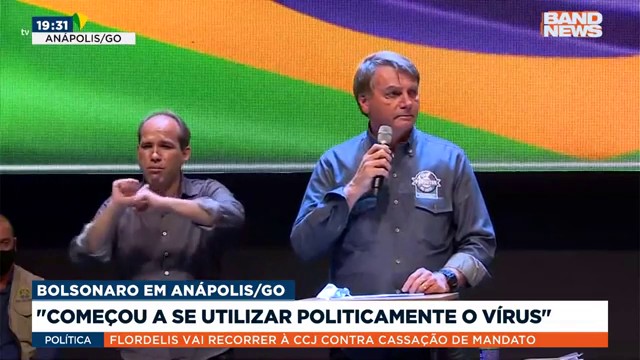 Bolsonaro: "começou a se utilizar politicamente o vírus"