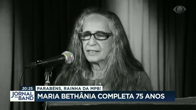 Maria Bethânia completa 75 anos.