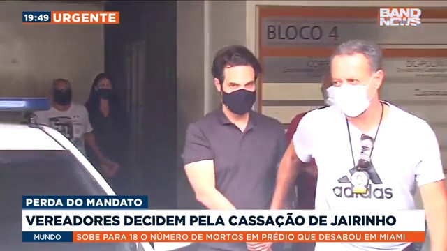 Vereadores decidem pela cassação do mandato de Jairinho