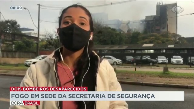 Buscas pelos bombeiros desaparecidos são reforçadas em Porto Alegre Reprodução TV