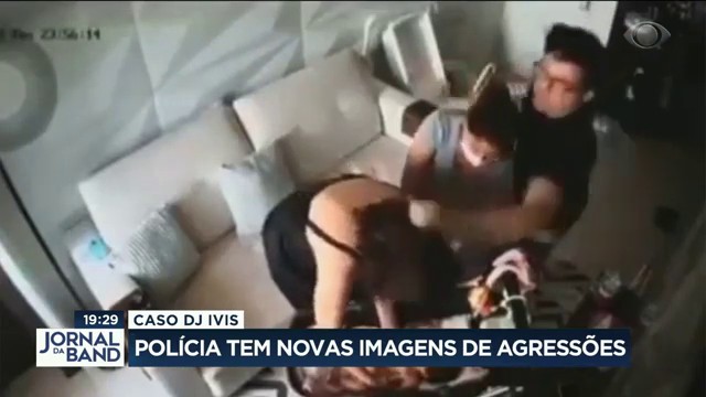 Novas imagens de Dj Ivis agredindo a ex-mulher  Reprodução TV