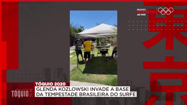 Glenda Kozlowski mostra a base do surfe nos Jogos Olímpicos