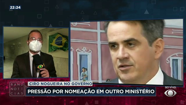 Bolsonaro sofre pressão de militares e do Centrão Reprodução TV