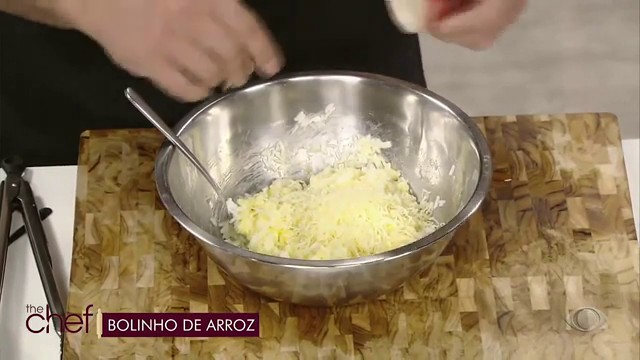 Como fazer bolinho de arroz do Edu Guedes? Prepare em 20 minutos Reprodução TV