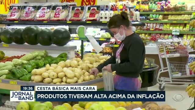 Cesta básica está mais cara: produtos tiveram alta acima da inflação Reprodução TV