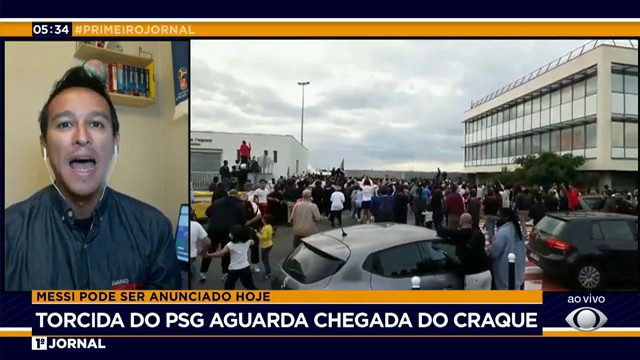 Torcida do PSG aguarda chegada de Messi Reprodução TV