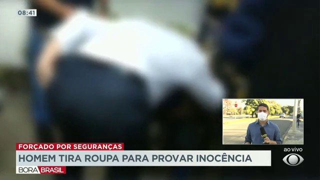 Homem tira roupa para provar que não roubou supermercado