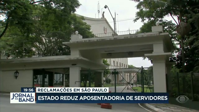 SP reduz aposentadoria de servidores e medida gera reclamações Reprodução TV