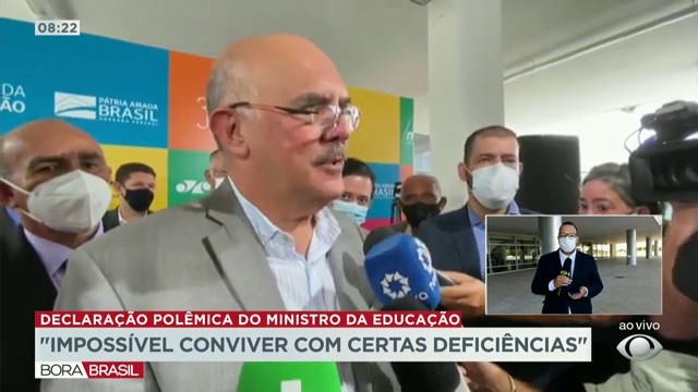 Ministro da Educação tenta se explicar após polêmica com declaração Reprodução TV