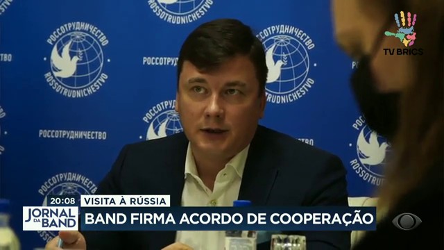 Band firma acordo de cooperação em visita à Rússia Reprodução TV