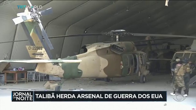 Talibã herda arsenal de guerra deixado pelos Estados Unidos Reprodução TV