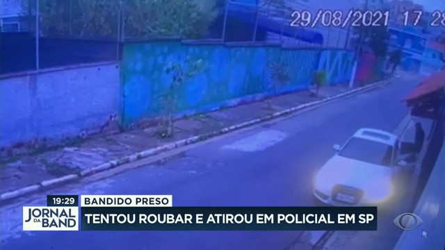 Bandido preso: tentou roubar e atirou em policial em São Paulo Reprodução TV