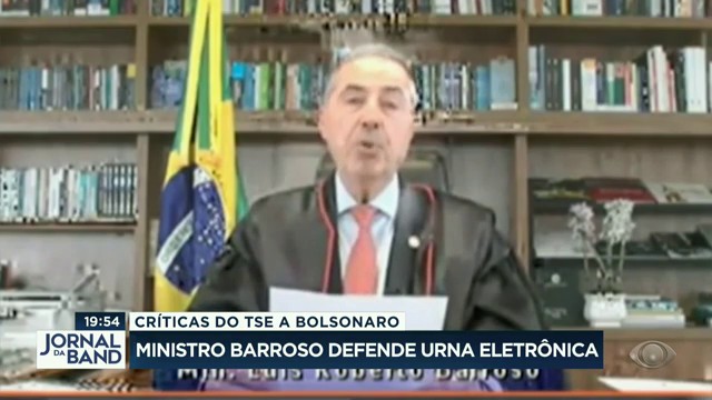 Bolsonaro recebe ex-presidente Michel Temer e divulga carta à nação Reprodução TV