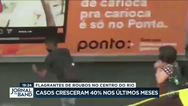 Flagrantes de roubos no Rio: casos cresceram 40% nos últimos meses Reprodução TV