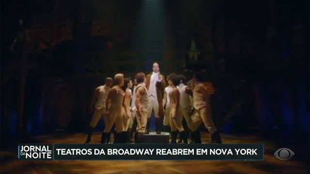 Teatros da Broadway reabrem em Nova York após 18 meses