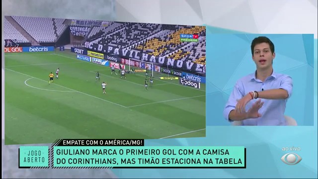 DEBATE MOVIMENTADO! Comentaristas debatem e trocam zoações Reprodução TV