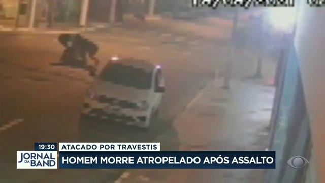 Homem morre atropelado após assalto em SP Reprodução TV