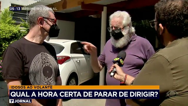 Idoso tem habilitação de carro há 60 anos e vai renovar carteira Reprodução TV