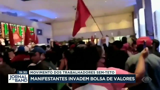 Manifestantes invadem bolsa de valores de SP Reprodução TV