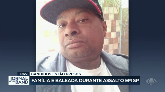 Dois mortos: família é baleada durante assalto no litoral de SP Reprodução TV