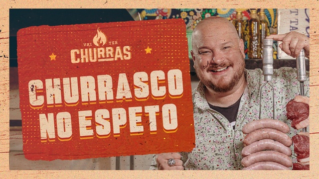 Receitas de espetos: churrasco grego e kafta de linguiça recheada