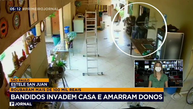 Bandidos invadem casa e amarram donos Reprodução TV