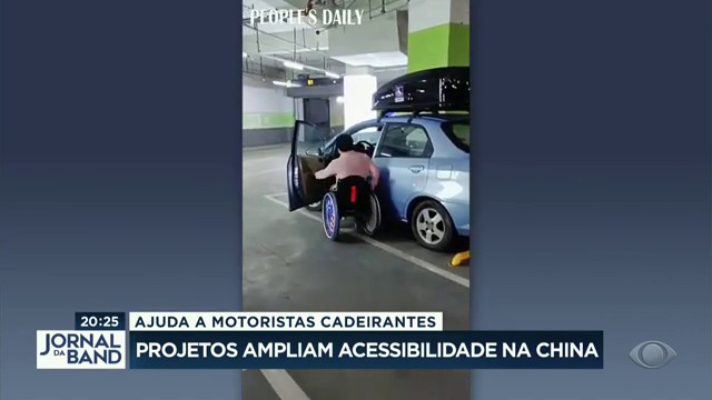 China amplia acessibilidade para motoristas com deficiência física Reprodução TV