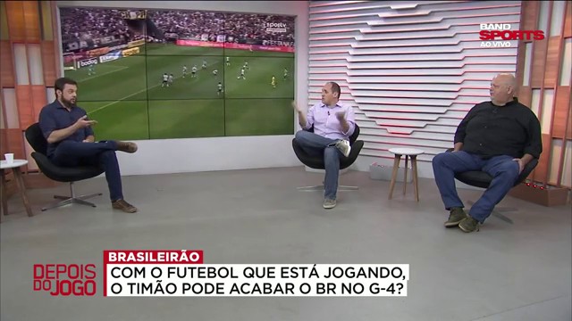 "Sylvinho faz um trabalho condizente com o que o Corinthians oferece"