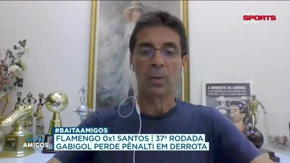 Mauro Galvão: "O Carille está fazendo um bom trabalho no Santos"