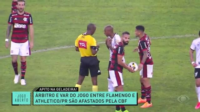 CBF libera áudios do VAR; lances de Athletico x Flamengo disponíveis