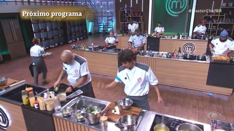 Masterchef Profissionais: elenco se divide para elaborar menu