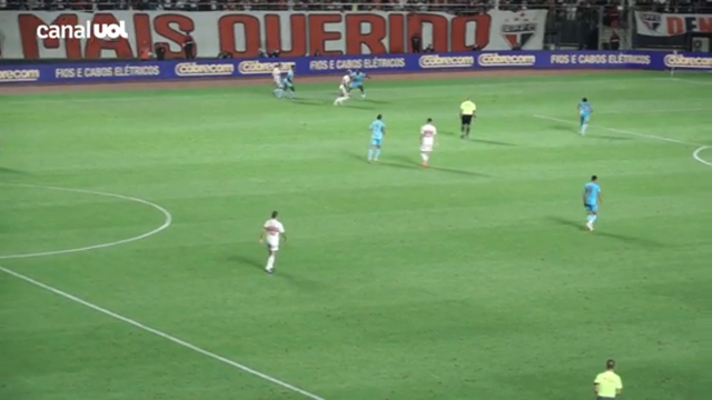 São Paulo vence o Cruzeiro com gol de Luciano e se afasta ainda