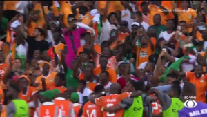 Haller marca o gol da vitória da Costa do Marfim