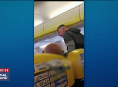 Discussão entre passageiros vira briga generalizada em avião