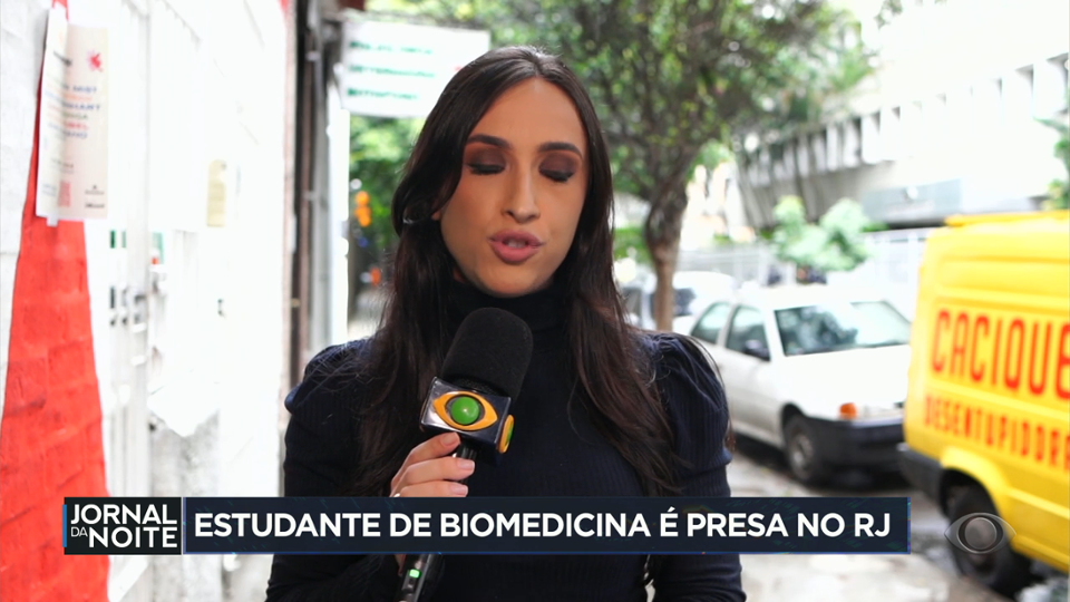 Estudante de biomedicina é presa no Rio de Janeiro