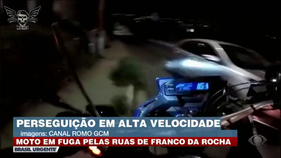 PERSEGUIÇÃO POLICIAL: Moto em fuga pelas ruas da Grande São Paulo