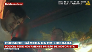 Câmera da PM mostra motorista de Porsche após acidente