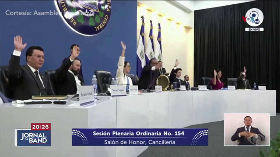 Reforma na Constituição de El Salvador aumenta poder do presidente Bukele
