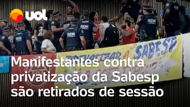Manifestantes contra privatização da Sabesp são retirados da Câmara de São Paulo; veja vídeo