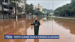 Ruas e avenidas de Porto Alegre estão alagadas